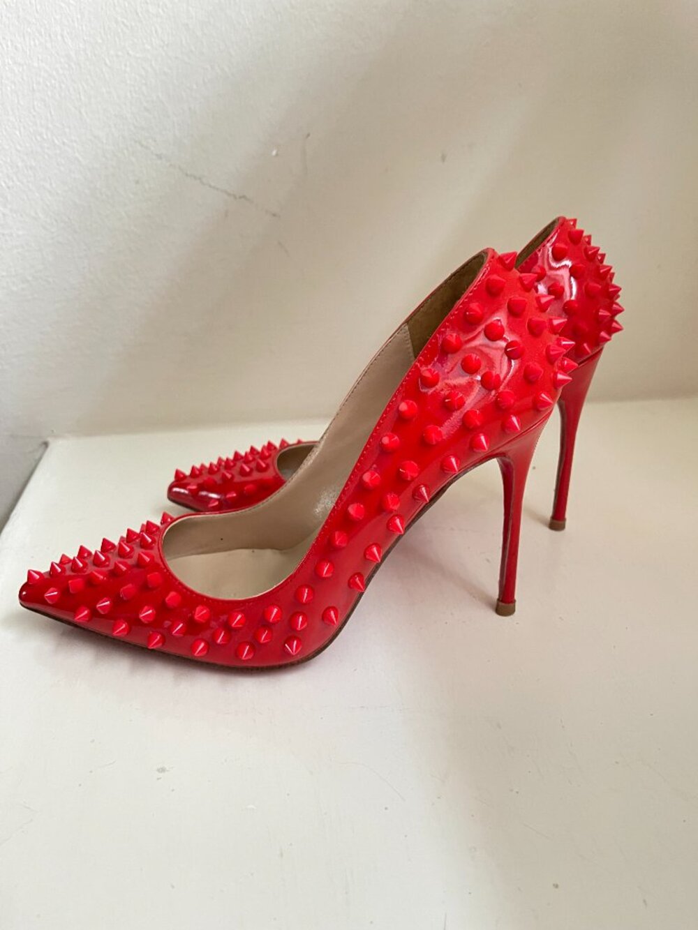 Spike Heels Red sole bottom Spike Red Pattend Heels - Picture 4 of 7